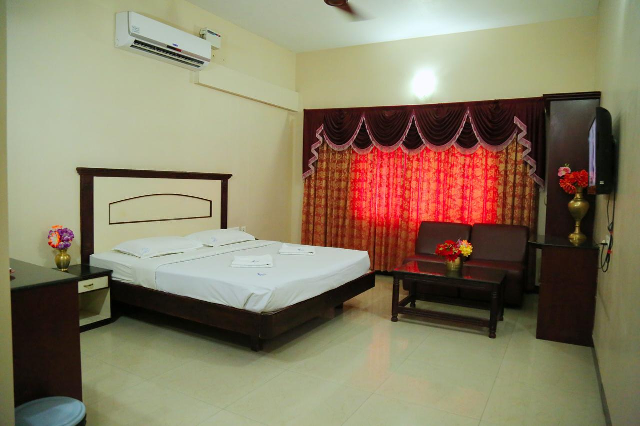 Hotel Vels Court Пални Экстерьер фото