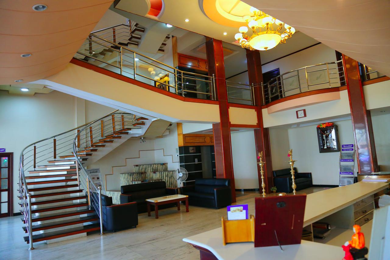 Hotel Vels Court Пални Экстерьер фото