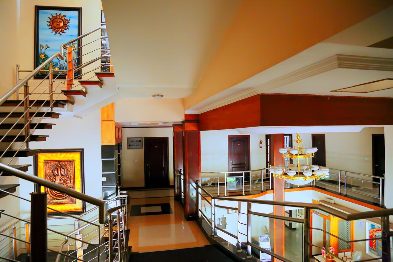 Hotel Vels Court Пални Экстерьер фото