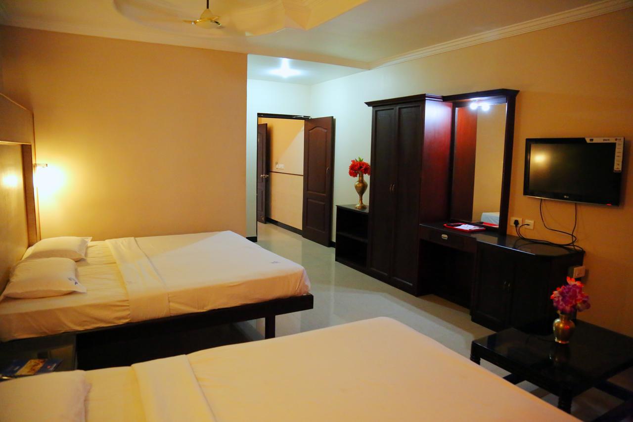 Hotel Vels Court Пални Экстерьер фото