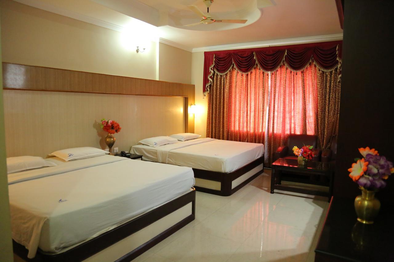 Hotel Vels Court Пални Экстерьер фото