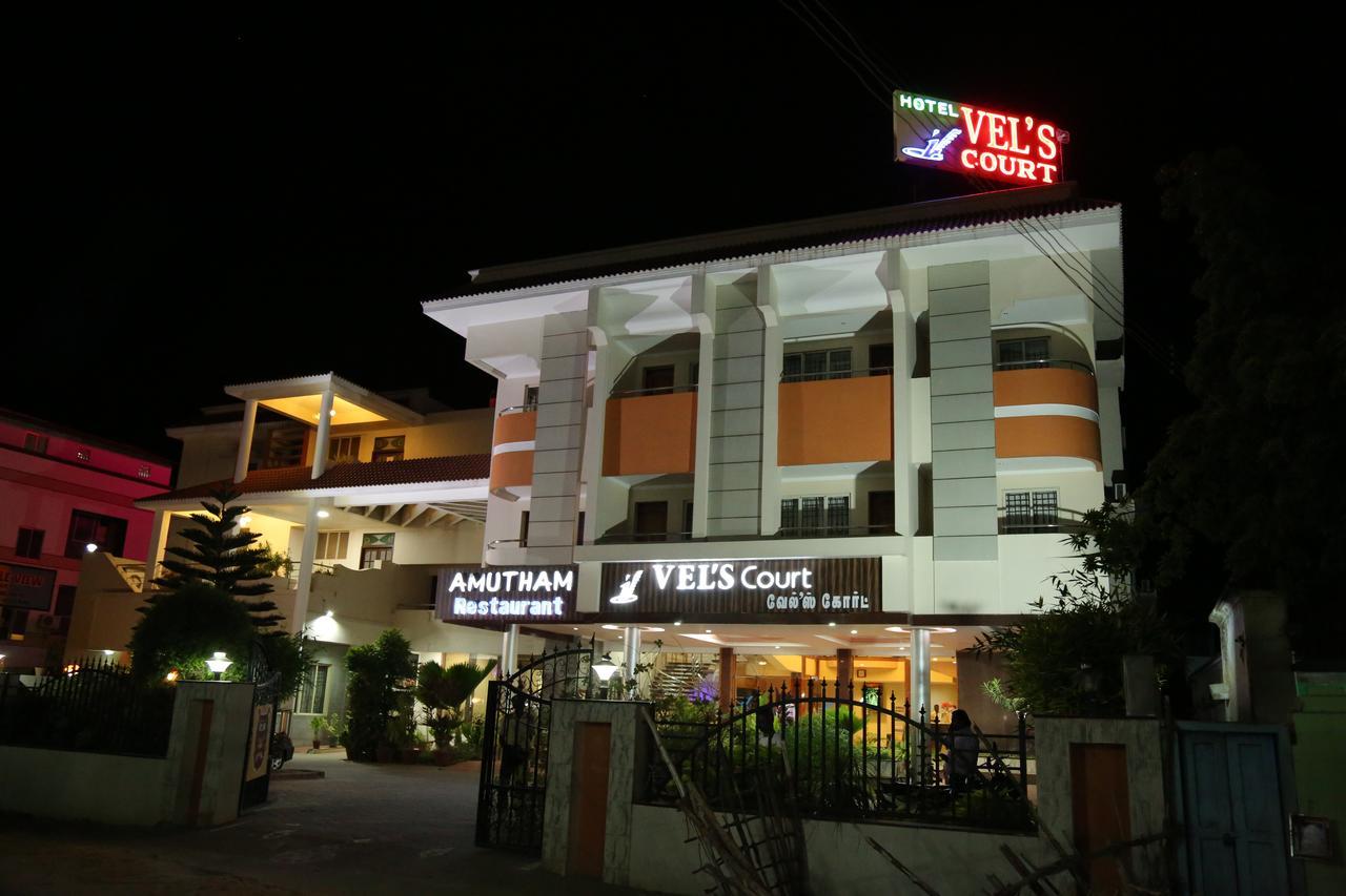 Hotel Vels Court Пални Экстерьер фото