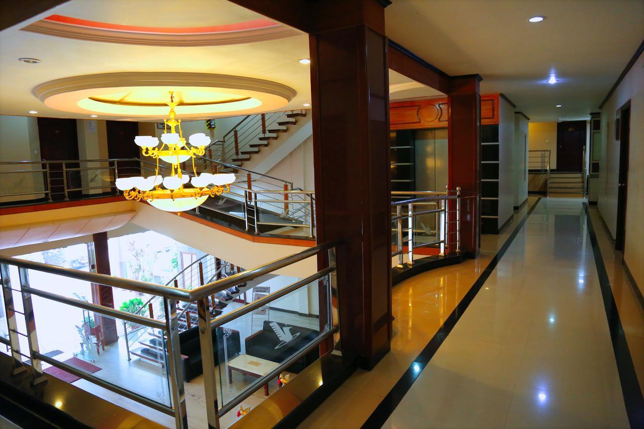 Hotel Vels Court Пални Экстерьер фото